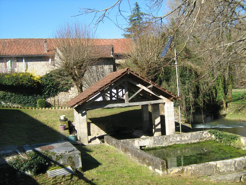 Chambres D'Hotes Au Pere Louis Labastide-du-Vert ภายนอก รูปภาพ